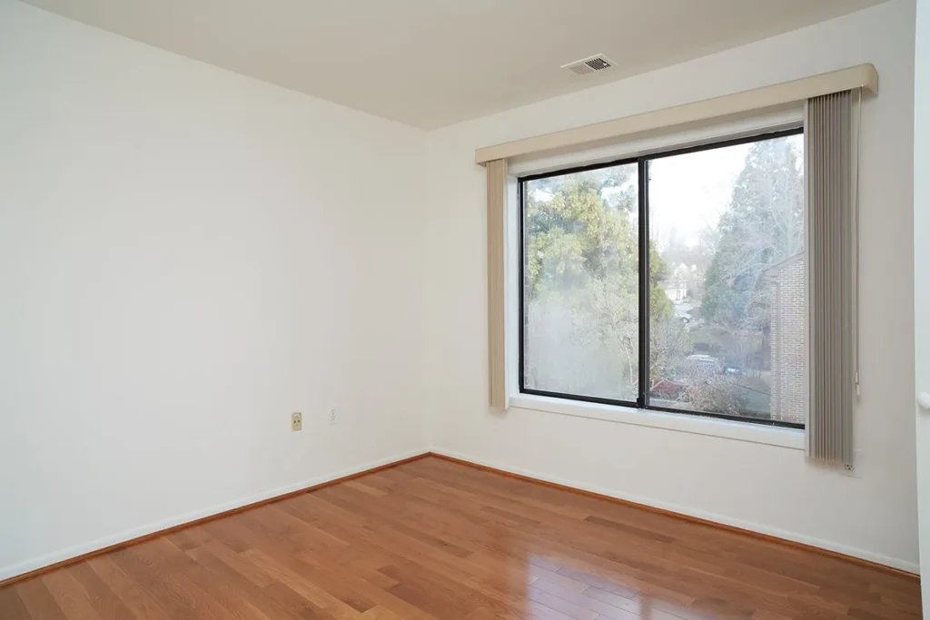 8715 Sheridan Farms Ct - Bedroom
