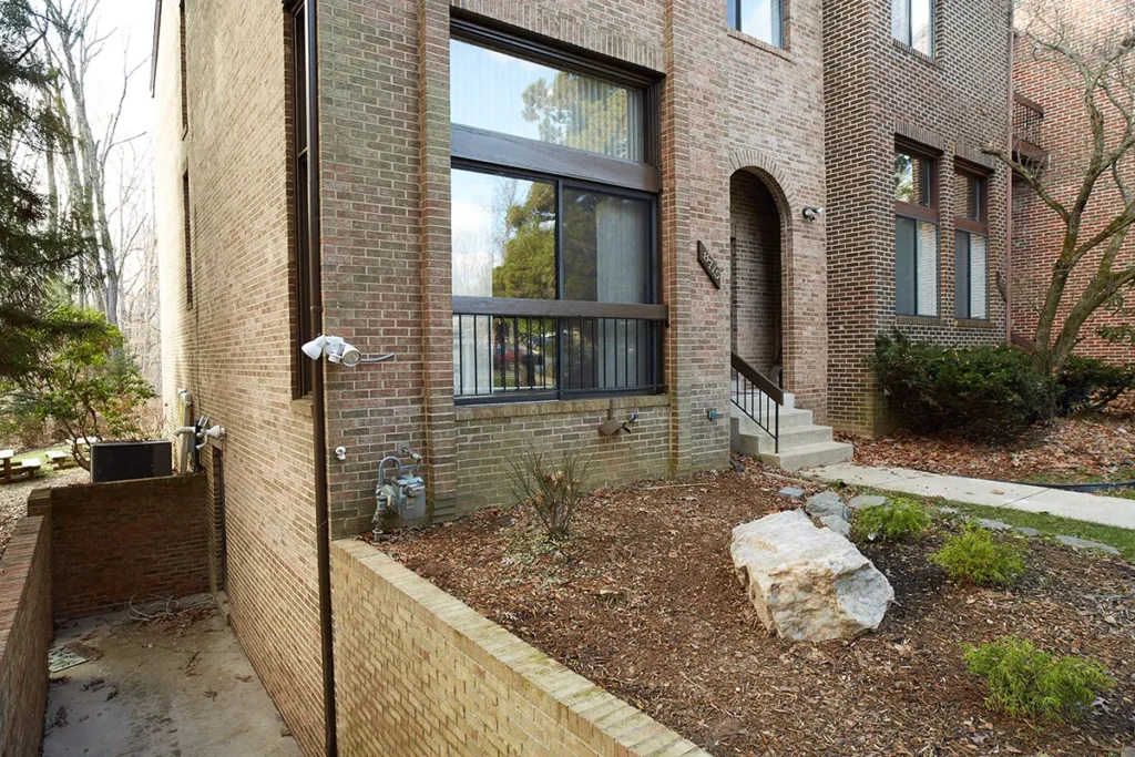 8715 Sheridan Farms Ct - Front Exterior