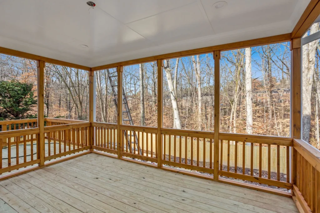 9006 Brook Ford Rd - Screened Porch 2