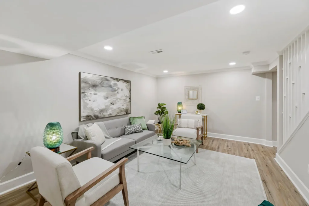 9208 Cutting Horse Ct - Family Room